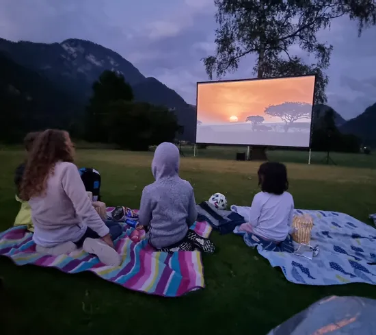 Saalachtaler_Sommerkino_2022_Koenig_der_Loewen_Freitag_2__c__Anna_Kofler.jpg