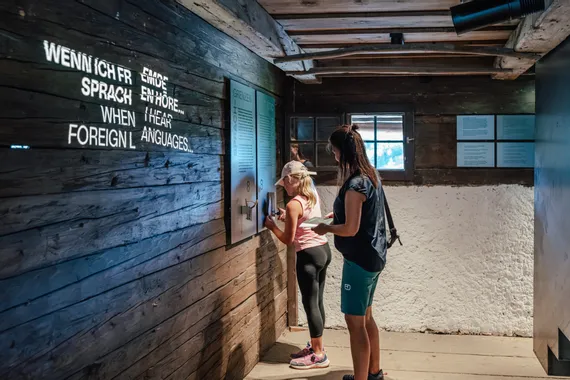Ausstellung zu Grenzen Fort Kniepass